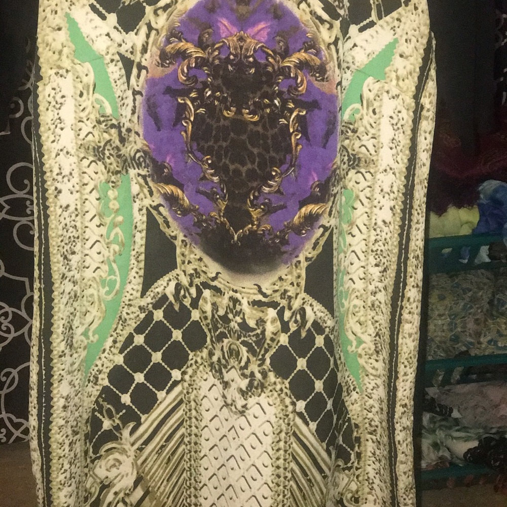 Dress - Picture 3 of 4